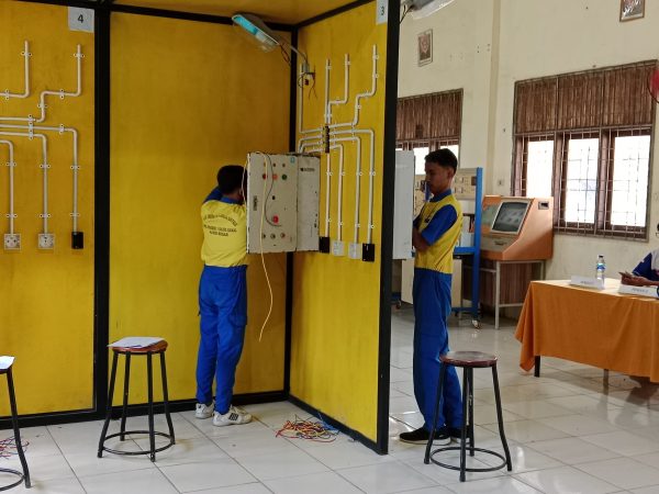 UKK SMK Negeri 1 Darul Kamal 2024-2025